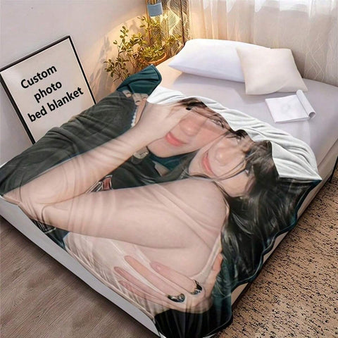1pc Personalized Photo Print Flannel Blanket, Machine Washable Soft Bedspread For Couples, Anniversary, Wedding, Valentine's Day, Christmas, Graduation, Father's Day, Housewarming, Ideal For Bed Sofa Living Room Bedroom, Birthday Gift